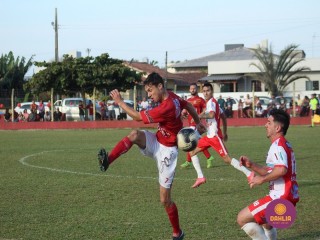 
<a style='margin-left: 5px;' class='btn btn-xs btn-social btn-facebook' href='https://www.facebook.com/sharer/sharer.php?u=https://boladovale.com.br/imgs/800-800-90/conteudo/fotos/1638/img5431.jpg' rel='popup' data-width='500' data-height='400'><i class='fa fa-facebook'></i>Compartilhar <span class='hidden-xs'>no Facebook</span>
</a> 
<a class='btn btn-default btn-xs' target='_blank' href='imgs/800-800-90/conteudo/fotos/1638/img5431.jpg'>
<span class='glyphicon glyphicon-cloud-download'></span> Salvar
</a> 
<span></span>