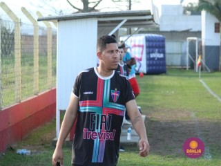 
<a style='margin-left: 5px;' class='btn btn-xs btn-social btn-facebook' href='https://www.facebook.com/sharer/sharer.php?u=https://boladovale.com.br/imgs/800-800-90/conteudo/fotos/1638/img5433.jpg' rel='popup' data-width='500' data-height='400'><i class='fa fa-facebook'></i>Compartilhar <span class='hidden-xs'>no Facebook</span>
</a> 
<a class='btn btn-default btn-xs' target='_blank' href='imgs/800-800-90/conteudo/fotos/1638/img5433.jpg'>
<span class='glyphicon glyphicon-cloud-download'></span> Salvar
</a> 
<span></span>