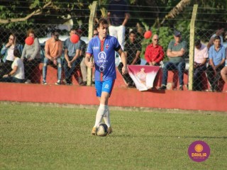 
<a style='margin-left: 5px;' class='btn btn-xs btn-social btn-facebook' href='https://www.facebook.com/sharer/sharer.php?u=https://boladovale.com.br/imgs/800-800-90/conteudo/fotos/1638/img5453.jpg' rel='popup' data-width='500' data-height='400'><i class='fa fa-facebook'></i>Compartilhar <span class='hidden-xs'>no Facebook</span>
</a> 
<a class='btn btn-default btn-xs' target='_blank' href='imgs/800-800-90/conteudo/fotos/1638/img5453.jpg'>
<span class='glyphicon glyphicon-cloud-download'></span> Salvar
</a> 
<span></span>
