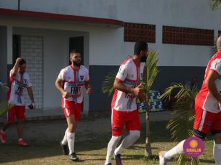 
<a style='margin-left: 5px;' class='btn btn-xs btn-social btn-facebook' href='https://www.facebook.com/sharer/sharer.php?u=https://boladovale.com.br/imgs/800-800-90/conteudo/fotos/1638/img6946.jpg' rel='popup' data-width='500' data-height='400'><i class='fa fa-facebook'></i>Compartilhar <span class='hidden-xs'>no Facebook</span>
</a> 
<a class='btn btn-default btn-xs' target='_blank' href='imgs/800-800-90/conteudo/fotos/1638/img6946.jpg'>
<span class='glyphicon glyphicon-cloud-download'></span> Salvar
</a> 
<span></span>