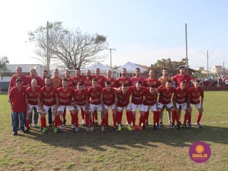 
<a style='margin-left: 5px;' class='btn btn-xs btn-social btn-facebook' href='https://www.facebook.com/sharer/sharer.php?u=https://boladovale.com.br/imgs/800-800-90/conteudo/fotos/1638/img6983.jpg' rel='popup' data-width='500' data-height='400'><i class='fa fa-facebook'></i>Compartilhar <span class='hidden-xs'>no Facebook</span>
</a> 
<a class='btn btn-default btn-xs' target='_blank' href='imgs/800-800-90/conteudo/fotos/1638/img6983.jpg'>
<span class='glyphicon glyphicon-cloud-download'></span> Salvar
</a> 
<span></span>