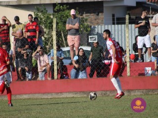 
<a style='margin-left: 5px;' class='btn btn-xs btn-social btn-facebook' href='https://www.facebook.com/sharer/sharer.php?u=https://boladovale.com.br/imgs/800-800-90/conteudo/fotos/1638/img7028.jpg' rel='popup' data-width='500' data-height='400'><i class='fa fa-facebook'></i>Compartilhar <span class='hidden-xs'>no Facebook</span>
</a> 
<a class='btn btn-default btn-xs' target='_blank' href='imgs/800-800-90/conteudo/fotos/1638/img7028.jpg'>
<span class='glyphicon glyphicon-cloud-download'></span> Salvar
</a> 
<span></span>
