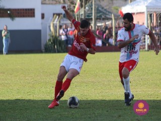
<a style='margin-left: 5px;' class='btn btn-xs btn-social btn-facebook' href='https://www.facebook.com/sharer/sharer.php?u=https://boladovale.com.br/imgs/800-800-90/conteudo/fotos/1638/img7032.jpg' rel='popup' data-width='500' data-height='400'><i class='fa fa-facebook'></i>Compartilhar <span class='hidden-xs'>no Facebook</span>
</a> 
<a class='btn btn-default btn-xs' target='_blank' href='imgs/800-800-90/conteudo/fotos/1638/img7032.jpg'>
<span class='glyphicon glyphicon-cloud-download'></span> Salvar
</a> 
<span></span>