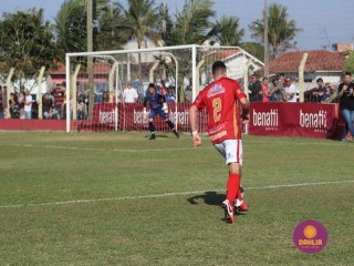 
<a style='margin-left: 5px;' class='btn btn-xs btn-social btn-facebook' href='https://www.facebook.com/sharer/sharer.php?u=https://boladovale.com.br/imgs/800-800-90/conteudo/fotos/1638/img7034.jpg' rel='popup' data-width='500' data-height='400'><i class='fa fa-facebook'></i>Compartilhar <span class='hidden-xs'>no Facebook</span>
</a> 
<a class='btn btn-default btn-xs' target='_blank' href='imgs/800-800-90/conteudo/fotos/1638/img7034.jpg'>
<span class='glyphicon glyphicon-cloud-download'></span> Salvar
</a> 
<span></span>