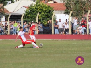 
<a style='margin-left: 5px;' class='btn btn-xs btn-social btn-facebook' href='https://www.facebook.com/sharer/sharer.php?u=https://boladovale.com.br/imgs/800-800-90/conteudo/fotos/1638/img7049.jpg' rel='popup' data-width='500' data-height='400'><i class='fa fa-facebook'></i>Compartilhar <span class='hidden-xs'>no Facebook</span>
</a> 
<a class='btn btn-default btn-xs' target='_blank' href='imgs/800-800-90/conteudo/fotos/1638/img7049.jpg'>
<span class='glyphicon glyphicon-cloud-download'></span> Salvar
</a> 
<span></span>