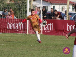
<a style='margin-left: 5px;' class='btn btn-xs btn-social btn-facebook' href='https://www.facebook.com/sharer/sharer.php?u=https://boladovale.com.br/imgs/800-800-90/conteudo/fotos/1638/img7161.jpg' rel='popup' data-width='500' data-height='400'><i class='fa fa-facebook'></i>Compartilhar <span class='hidden-xs'>no Facebook</span>
</a> 
<a class='btn btn-default btn-xs' target='_blank' href='imgs/800-800-90/conteudo/fotos/1638/img7161.jpg'>
<span class='glyphicon glyphicon-cloud-download'></span> Salvar
</a> 
<span></span>