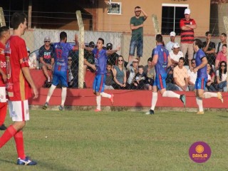 
<a style='margin-left: 5px;' class='btn btn-xs btn-social btn-facebook' href='https://www.facebook.com/sharer/sharer.php?u=https://boladovale.com.br/imgs/800-800-90/conteudo/fotos/1638/img7245.jpg' rel='popup' data-width='500' data-height='400'><i class='fa fa-facebook'></i>Compartilhar <span class='hidden-xs'>no Facebook</span>
</a> 
<a class='btn btn-default btn-xs' target='_blank' href='imgs/800-800-90/conteudo/fotos/1638/img7245.jpg'>
<span class='glyphicon glyphicon-cloud-download'></span> Salvar
</a> 
<span></span>