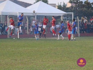 
<a style='margin-left: 5px;' class='btn btn-xs btn-social btn-facebook' href='https://www.facebook.com/sharer/sharer.php?u=https://boladovale.com.br/imgs/800-800-90/conteudo/fotos/1638/img7340.jpg' rel='popup' data-width='500' data-height='400'><i class='fa fa-facebook'></i>Compartilhar <span class='hidden-xs'>no Facebook</span>
</a> 
<a class='btn btn-default btn-xs' target='_blank' href='imgs/800-800-90/conteudo/fotos/1638/img7340.jpg'>
<span class='glyphicon glyphicon-cloud-download'></span> Salvar
</a> 
<span></span>