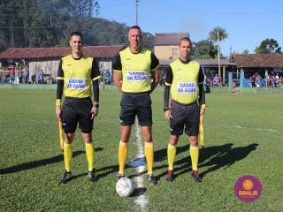 
<a style='margin-left: 5px;' class='btn btn-xs btn-social btn-facebook' href='https://www.facebook.com/sharer/sharer.php?u=https://boladovale.com.br/imgs/800-800-90/conteudo/fotos/1639/img7439.jpg' rel='popup' data-width='500' data-height='400'><i class='fa fa-facebook'></i>Compartilhar <span class='hidden-xs'>no Facebook</span>
</a> 
<a class='btn btn-default btn-xs' target='_blank' href='imgs/800-800-90/conteudo/fotos/1639/img7439.jpg'>
<span class='glyphicon glyphicon-cloud-download'></span> Salvar
</a> 
<span></span>