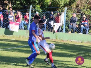 
<a style='margin-left: 5px;' class='btn btn-xs btn-social btn-facebook' href='https://www.facebook.com/sharer/sharer.php?u=https://boladovale.com.br/imgs/800-800-90/conteudo/fotos/1639/img7533.jpg' rel='popup' data-width='500' data-height='400'><i class='fa fa-facebook'></i>Compartilhar <span class='hidden-xs'>no Facebook</span>
</a> 
<a class='btn btn-default btn-xs' target='_blank' href='imgs/800-800-90/conteudo/fotos/1639/img7533.jpg'>
<span class='glyphicon glyphicon-cloud-download'></span> Salvar
</a> 
<span></span>