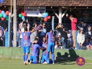 
<a style='margin-left: 5px;' class='btn btn-xs btn-social btn-facebook' href='https://www.facebook.com/sharer/sharer.php?u=https://boladovale.com.br/imgs/800-800-90/conteudo/fotos/1639/img7572.jpg' rel='popup' data-width='500' data-height='400'><i class='fa fa-facebook'></i>Compartilhar <span class='hidden-xs'>no Facebook</span>
</a> 
<a class='btn btn-default btn-xs' target='_blank' href='imgs/800-800-90/conteudo/fotos/1639/img7572.jpg'>
<span class='glyphicon glyphicon-cloud-download'></span> Salvar
</a> 
<span></span>