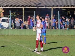 
<a style='margin-left: 5px;' class='btn btn-xs btn-social btn-facebook' href='https://www.facebook.com/sharer/sharer.php?u=https://boladovale.com.br/imgs/800-800-90/conteudo/fotos/1639/img7579.jpg' rel='popup' data-width='500' data-height='400'><i class='fa fa-facebook'></i>Compartilhar <span class='hidden-xs'>no Facebook</span>
</a> 
<a class='btn btn-default btn-xs' target='_blank' href='imgs/800-800-90/conteudo/fotos/1639/img7579.jpg'>
<span class='glyphicon glyphicon-cloud-download'></span> Salvar
</a> 
<span></span>