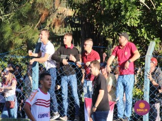 
<a style='margin-left: 5px;' class='btn btn-xs btn-social btn-facebook' href='https://www.facebook.com/sharer/sharer.php?u=https://boladovale.com.br/imgs/800-800-90/conteudo/fotos/1639/img7627.jpg' rel='popup' data-width='500' data-height='400'><i class='fa fa-facebook'></i>Compartilhar <span class='hidden-xs'>no Facebook</span>
</a> 
<a class='btn btn-default btn-xs' target='_blank' href='imgs/800-800-90/conteudo/fotos/1639/img7627.jpg'>
<span class='glyphicon glyphicon-cloud-download'></span> Salvar
</a> 
<span></span>