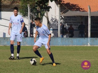 
<a style='margin-left: 5px;' class='btn btn-xs btn-social btn-facebook' href='https://www.facebook.com/sharer/sharer.php?u=https://boladovale.com.br/imgs/800-800-90/conteudo/fotos/1640/img7709.jpg' rel='popup' data-width='500' data-height='400'><i class='fa fa-facebook'></i>Compartilhar <span class='hidden-xs'>no Facebook</span>
</a> 
<a class='btn btn-default btn-xs' target='_blank' href='imgs/800-800-90/conteudo/fotos/1640/img7709.jpg'>
<span class='glyphicon glyphicon-cloud-download'></span> Salvar
</a> 
<span></span>