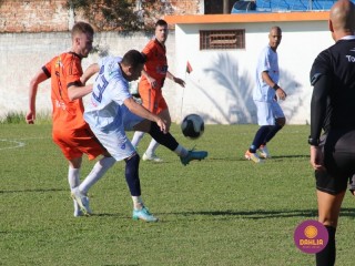 
<a style='margin-left: 5px;' class='btn btn-xs btn-social btn-facebook' href='https://www.facebook.com/sharer/sharer.php?u=https://boladovale.com.br/imgs/800-800-90/conteudo/fotos/1640/img7811.jpg' rel='popup' data-width='500' data-height='400'><i class='fa fa-facebook'></i>Compartilhar <span class='hidden-xs'>no Facebook</span>
</a> 
<a class='btn btn-default btn-xs' target='_blank' href='imgs/800-800-90/conteudo/fotos/1640/img7811.jpg'>
<span class='glyphicon glyphicon-cloud-download'></span> Salvar
</a> 
<span></span>