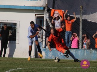 
<a style='margin-left: 5px;' class='btn btn-xs btn-social btn-facebook' href='https://www.facebook.com/sharer/sharer.php?u=https://boladovale.com.br/imgs/800-800-90/conteudo/fotos/1640/img7872.jpg' rel='popup' data-width='500' data-height='400'><i class='fa fa-facebook'></i>Compartilhar <span class='hidden-xs'>no Facebook</span>
</a> 
<a class='btn btn-default btn-xs' target='_blank' href='imgs/800-800-90/conteudo/fotos/1640/img7872.jpg'>
<span class='glyphicon glyphicon-cloud-download'></span> Salvar
</a> 
<span></span>