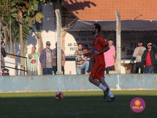 
<a style='margin-left: 5px;' class='btn btn-xs btn-social btn-facebook' href='https://www.facebook.com/sharer/sharer.php?u=https://boladovale.com.br/imgs/800-800-90/conteudo/fotos/1640/img7905.jpg' rel='popup' data-width='500' data-height='400'><i class='fa fa-facebook'></i>Compartilhar <span class='hidden-xs'>no Facebook</span>
</a> 
<a class='btn btn-default btn-xs' target='_blank' href='imgs/800-800-90/conteudo/fotos/1640/img7905.jpg'>
<span class='glyphicon glyphicon-cloud-download'></span> Salvar
</a> 
<span></span>