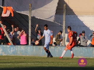 
<a style='margin-left: 5px;' class='btn btn-xs btn-social btn-facebook' href='https://www.facebook.com/sharer/sharer.php?u=https://boladovale.com.br/imgs/800-800-90/conteudo/fotos/1640/img7906.jpg' rel='popup' data-width='500' data-height='400'><i class='fa fa-facebook'></i>Compartilhar <span class='hidden-xs'>no Facebook</span>
</a> 
<a class='btn btn-default btn-xs' target='_blank' href='imgs/800-800-90/conteudo/fotos/1640/img7906.jpg'>
<span class='glyphicon glyphicon-cloud-download'></span> Salvar
</a> 
<span></span>