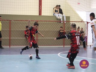 
<a style='margin-left: 5px;' class='btn btn-xs btn-social btn-facebook' href='https://www.facebook.com/sharer/sharer.php?u=https://boladovale.com.br/imgs/800-800-90/conteudo/fotos/1641/img8034.jpg' rel='popup' data-width='500' data-height='400'><i class='fa fa-facebook'></i>Compartilhar <span class='hidden-xs'>no Facebook</span>
</a> 
<a class='btn btn-default btn-xs' target='_blank' href='imgs/800-800-90/conteudo/fotos/1641/img8034.jpg'>
<span class='glyphicon glyphicon-cloud-download'></span> Salvar
</a> 
<span></span>