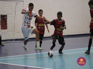 
<a style='margin-left: 5px;' class='btn btn-xs btn-social btn-facebook' href='https://www.facebook.com/sharer/sharer.php?u=https://boladovale.com.br/imgs/800-800-90/conteudo/fotos/1641/img8061.jpg' rel='popup' data-width='500' data-height='400'><i class='fa fa-facebook'></i>Compartilhar <span class='hidden-xs'>no Facebook</span>
</a> 
<a class='btn btn-default btn-xs' target='_blank' href='imgs/800-800-90/conteudo/fotos/1641/img8061.jpg'>
<span class='glyphicon glyphicon-cloud-download'></span> Salvar
</a> 
<span></span>