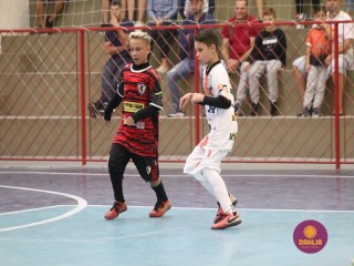 
<a style='margin-left: 5px;' class='btn btn-xs btn-social btn-facebook' href='https://www.facebook.com/sharer/sharer.php?u=https://boladovale.com.br/imgs/800-800-90/conteudo/fotos/1641/img8065.jpg' rel='popup' data-width='500' data-height='400'><i class='fa fa-facebook'></i>Compartilhar <span class='hidden-xs'>no Facebook</span>
</a> 
<a class='btn btn-default btn-xs' target='_blank' href='imgs/800-800-90/conteudo/fotos/1641/img8065.jpg'>
<span class='glyphicon glyphicon-cloud-download'></span> Salvar
</a> 
<span></span>