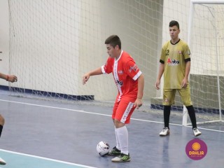 
<a style='margin-left: 5px;' class='btn btn-xs btn-social btn-facebook' href='https://www.facebook.com/sharer/sharer.php?u=https://boladovale.com.br/imgs/800-800-90/conteudo/fotos/1641/img8086.jpg' rel='popup' data-width='500' data-height='400'><i class='fa fa-facebook'></i>Compartilhar <span class='hidden-xs'>no Facebook</span>
</a> 
<a class='btn btn-default btn-xs' target='_blank' href='imgs/800-800-90/conteudo/fotos/1641/img8086.jpg'>
<span class='glyphicon glyphicon-cloud-download'></span> Salvar
</a> 
<span></span>