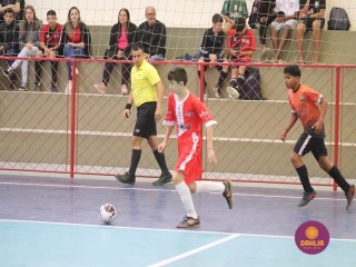 
<a style='margin-left: 5px;' class='btn btn-xs btn-social btn-facebook' href='https://www.facebook.com/sharer/sharer.php?u=https://boladovale.com.br/imgs/800-800-90/conteudo/fotos/1641/img8091.jpg' rel='popup' data-width='500' data-height='400'><i class='fa fa-facebook'></i>Compartilhar <span class='hidden-xs'>no Facebook</span>
</a> 
<a class='btn btn-default btn-xs' target='_blank' href='imgs/800-800-90/conteudo/fotos/1641/img8091.jpg'>
<span class='glyphicon glyphicon-cloud-download'></span> Salvar
</a> 
<span></span>