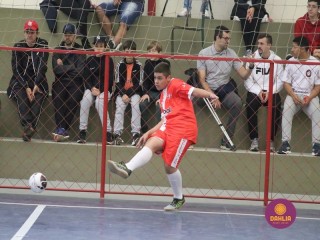 
<a style='margin-left: 5px;' class='btn btn-xs btn-social btn-facebook' href='https://www.facebook.com/sharer/sharer.php?u=https://boladovale.com.br/imgs/800-800-90/conteudo/fotos/1641/img8092.jpg' rel='popup' data-width='500' data-height='400'><i class='fa fa-facebook'></i>Compartilhar <span class='hidden-xs'>no Facebook</span>
</a> 
<a class='btn btn-default btn-xs' target='_blank' href='imgs/800-800-90/conteudo/fotos/1641/img8092.jpg'>
<span class='glyphicon glyphicon-cloud-download'></span> Salvar
</a> 
<span></span>