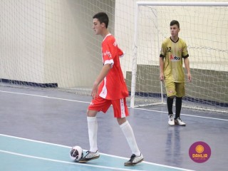 
<a style='margin-left: 5px;' class='btn btn-xs btn-social btn-facebook' href='https://www.facebook.com/sharer/sharer.php?u=https://boladovale.com.br/imgs/800-800-90/conteudo/fotos/1641/img8101.jpg' rel='popup' data-width='500' data-height='400'><i class='fa fa-facebook'></i>Compartilhar <span class='hidden-xs'>no Facebook</span>
</a> 
<a class='btn btn-default btn-xs' target='_blank' href='imgs/800-800-90/conteudo/fotos/1641/img8101.jpg'>
<span class='glyphicon glyphicon-cloud-download'></span> Salvar
</a> 
<span></span>