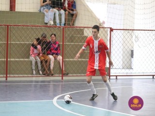 
<a style='margin-left: 5px;' class='btn btn-xs btn-social btn-facebook' href='https://www.facebook.com/sharer/sharer.php?u=https://boladovale.com.br/imgs/800-800-90/conteudo/fotos/1641/img8105.jpg' rel='popup' data-width='500' data-height='400'><i class='fa fa-facebook'></i>Compartilhar <span class='hidden-xs'>no Facebook</span>
</a> 
<a class='btn btn-default btn-xs' target='_blank' href='imgs/800-800-90/conteudo/fotos/1641/img8105.jpg'>
<span class='glyphicon glyphicon-cloud-download'></span> Salvar
</a> 
<span></span>