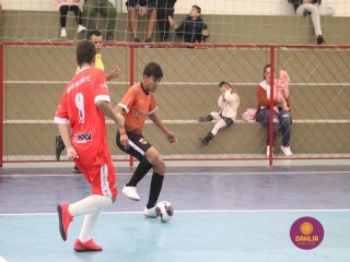 
<a style='margin-left: 5px;' class='btn btn-xs btn-social btn-facebook' href='https://www.facebook.com/sharer/sharer.php?u=https://boladovale.com.br/imgs/800-800-90/conteudo/fotos/1641/img8116.jpg' rel='popup' data-width='500' data-height='400'><i class='fa fa-facebook'></i>Compartilhar <span class='hidden-xs'>no Facebook</span>
</a> 
<a class='btn btn-default btn-xs' target='_blank' href='imgs/800-800-90/conteudo/fotos/1641/img8116.jpg'>
<span class='glyphicon glyphicon-cloud-download'></span> Salvar
</a> 
<span></span>