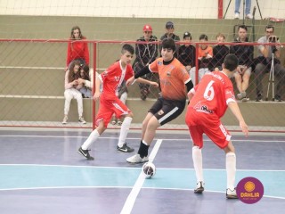 
<a style='margin-left: 5px;' class='btn btn-xs btn-social btn-facebook' href='https://www.facebook.com/sharer/sharer.php?u=https://boladovale.com.br/imgs/800-800-90/conteudo/fotos/1641/img8124.jpg' rel='popup' data-width='500' data-height='400'><i class='fa fa-facebook'></i>Compartilhar <span class='hidden-xs'>no Facebook</span>
</a> 
<a class='btn btn-default btn-xs' target='_blank' href='imgs/800-800-90/conteudo/fotos/1641/img8124.jpg'>
<span class='glyphicon glyphicon-cloud-download'></span> Salvar
</a> 
<span></span>