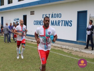 
<a style='margin-left: 5px;' class='btn btn-xs btn-social btn-facebook' href='https://www.facebook.com/sharer/sharer.php?u=https://boladovale.com.br/imgs/800-800-90/conteudo/fotos/1642/img8165.jpg' rel='popup' data-width='500' data-height='400'><i class='fa fa-facebook'></i>Compartilhar <span class='hidden-xs'>no Facebook</span>
</a> 
<a class='btn btn-default btn-xs' target='_blank' href='imgs/800-800-90/conteudo/fotos/1642/img8165.jpg'>
<span class='glyphicon glyphicon-cloud-download'></span> Salvar
</a> 
<span></span>