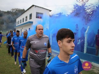 
<a style='margin-left: 5px;' class='btn btn-xs btn-social btn-facebook' href='https://www.facebook.com/sharer/sharer.php?u=https://boladovale.com.br/imgs/800-800-90/conteudo/fotos/1642/img8203.jpg' rel='popup' data-width='500' data-height='400'><i class='fa fa-facebook'></i>Compartilhar <span class='hidden-xs'>no Facebook</span>
</a> 
<a class='btn btn-default btn-xs' target='_blank' href='imgs/800-800-90/conteudo/fotos/1642/img8203.jpg'>
<span class='glyphicon glyphicon-cloud-download'></span> Salvar
</a> 
<span></span>