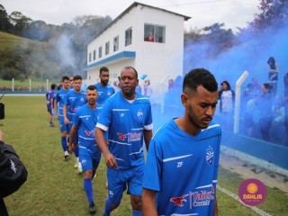 
<a style='margin-left: 5px;' class='btn btn-xs btn-social btn-facebook' href='https://www.facebook.com/sharer/sharer.php?u=https://boladovale.com.br/imgs/800-800-90/conteudo/fotos/1642/img8212.jpg' rel='popup' data-width='500' data-height='400'><i class='fa fa-facebook'></i>Compartilhar <span class='hidden-xs'>no Facebook</span>
</a> 
<a class='btn btn-default btn-xs' target='_blank' href='imgs/800-800-90/conteudo/fotos/1642/img8212.jpg'>
<span class='glyphicon glyphicon-cloud-download'></span> Salvar
</a> 
<span></span>