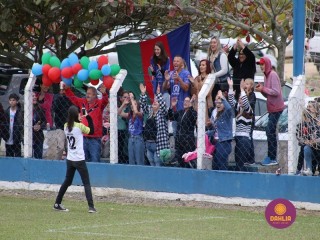 
<a style='margin-left: 5px;' class='btn btn-xs btn-social btn-facebook' href='https://www.facebook.com/sharer/sharer.php?u=https://boladovale.com.br/imgs/800-800-90/conteudo/fotos/1642/img8404.jpg' rel='popup' data-width='500' data-height='400'><i class='fa fa-facebook'></i>Compartilhar <span class='hidden-xs'>no Facebook</span>
</a> 
<a class='btn btn-default btn-xs' target='_blank' href='imgs/800-800-90/conteudo/fotos/1642/img8404.jpg'>
<span class='glyphicon glyphicon-cloud-download'></span> Salvar
</a> 
<span></span>