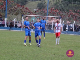 
<a style='margin-left: 5px;' class='btn btn-xs btn-social btn-facebook' href='https://www.facebook.com/sharer/sharer.php?u=https://boladovale.com.br/imgs/800-800-90/conteudo/fotos/1642/img8426.jpg' rel='popup' data-width='500' data-height='400'><i class='fa fa-facebook'></i>Compartilhar <span class='hidden-xs'>no Facebook</span>
</a> 
<a class='btn btn-default btn-xs' target='_blank' href='imgs/800-800-90/conteudo/fotos/1642/img8426.jpg'>
<span class='glyphicon glyphicon-cloud-download'></span> Salvar
</a> 
<span></span>