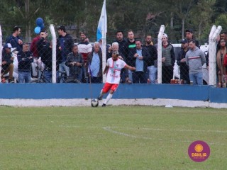 
<a style='margin-left: 5px;' class='btn btn-xs btn-social btn-facebook' href='https://www.facebook.com/sharer/sharer.php?u=https://boladovale.com.br/imgs/800-800-90/conteudo/fotos/1642/img8437.jpg' rel='popup' data-width='500' data-height='400'><i class='fa fa-facebook'></i>Compartilhar <span class='hidden-xs'>no Facebook</span>
</a> 
<a class='btn btn-default btn-xs' target='_blank' href='imgs/800-800-90/conteudo/fotos/1642/img8437.jpg'>
<span class='glyphicon glyphicon-cloud-download'></span> Salvar
</a> 
<span></span>