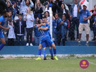 
<a style='margin-left: 5px;' class='btn btn-xs btn-social btn-facebook' href='https://www.facebook.com/sharer/sharer.php?u=https://boladovale.com.br/imgs/800-800-90/conteudo/fotos/1642/img8528.jpg' rel='popup' data-width='500' data-height='400'><i class='fa fa-facebook'></i>Compartilhar <span class='hidden-xs'>no Facebook</span>
</a> 
<a class='btn btn-default btn-xs' target='_blank' href='imgs/800-800-90/conteudo/fotos/1642/img8528.jpg'>
<span class='glyphicon glyphicon-cloud-download'></span> Salvar
</a> 
<span></span>