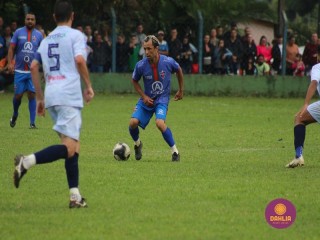 
<a style='margin-left: 5px;' class='btn btn-xs btn-social btn-facebook' href='https://www.facebook.com/sharer/sharer.php?u=https://boladovale.com.br/imgs/800-800-90/conteudo/fotos/1645/img9385.jpg' rel='popup' data-width='500' data-height='400'><i class='fa fa-facebook'></i>Compartilhar <span class='hidden-xs'>no Facebook</span>
</a> 
<a class='btn btn-default btn-xs' target='_blank' href='imgs/800-800-90/conteudo/fotos/1645/img9385.jpg'>
<span class='glyphicon glyphicon-cloud-download'></span> Salvar
</a> 
<span></span>