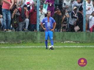 
<a style='margin-left: 5px;' class='btn btn-xs btn-social btn-facebook' href='https://www.facebook.com/sharer/sharer.php?u=https://boladovale.com.br/imgs/800-800-90/conteudo/fotos/1645/img9415-45.jpg' rel='popup' data-width='500' data-height='400'><i class='fa fa-facebook'></i>Compartilhar <span class='hidden-xs'>no Facebook</span>
</a> 
<a class='btn btn-default btn-xs' target='_blank' href='imgs/800-800-90/conteudo/fotos/1645/img9415-45.jpg'>
<span class='glyphicon glyphicon-cloud-download'></span> Salvar
</a> 
<span></span>