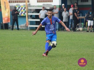 
<a style='margin-left: 5px;' class='btn btn-xs btn-social btn-facebook' href='https://www.facebook.com/sharer/sharer.php?u=https://boladovale.com.br/imgs/800-800-90/conteudo/fotos/1645/img9415-75.jpg' rel='popup' data-width='500' data-height='400'><i class='fa fa-facebook'></i>Compartilhar <span class='hidden-xs'>no Facebook</span>
</a> 
<a class='btn btn-default btn-xs' target='_blank' href='imgs/800-800-90/conteudo/fotos/1645/img9415-75.jpg'>
<span class='glyphicon glyphicon-cloud-download'></span> Salvar
</a> 
<span></span>