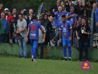 
<a style='margin-left: 5px;' class='btn btn-xs btn-social btn-facebook' href='https://www.facebook.com/sharer/sharer.php?u=https://boladovale.com.br/imgs/800-800-90/conteudo/fotos/1645/img9415-98.jpg' rel='popup' data-width='500' data-height='400'><i class='fa fa-facebook'></i>Compartilhar <span class='hidden-xs'>no Facebook</span>
</a> 
<a class='btn btn-default btn-xs' target='_blank' href='imgs/800-800-90/conteudo/fotos/1645/img9415-98.jpg'>
<span class='glyphicon glyphicon-cloud-download'></span> Salvar
</a> 
<span></span>