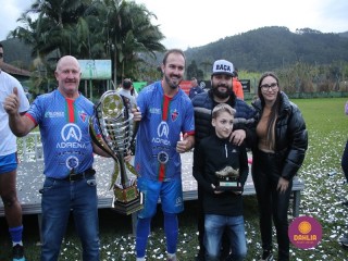 
<a style='margin-left: 5px;' class='btn btn-xs btn-social btn-facebook' href='https://www.facebook.com/sharer/sharer.php?u=https://boladovale.com.br/imgs/800-800-90/conteudo/fotos/1646/img9731.jpg' rel='popup' data-width='500' data-height='400'><i class='fa fa-facebook'></i>Compartilhar <span class='hidden-xs'>no Facebook</span>
</a> 
<a class='btn btn-default btn-xs' target='_blank' href='imgs/800-800-90/conteudo/fotos/1646/img9731.jpg'>
<span class='glyphicon glyphicon-cloud-download'></span> Salvar
</a> 
<span></span>