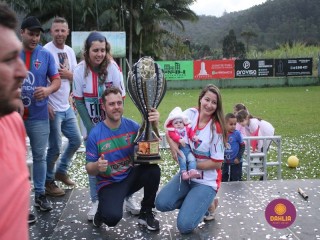 
<a style='margin-left: 5px;' class='btn btn-xs btn-social btn-facebook' href='https://www.facebook.com/sharer/sharer.php?u=https://boladovale.com.br/imgs/800-800-90/conteudo/fotos/1646/img9802.jpg' rel='popup' data-width='500' data-height='400'><i class='fa fa-facebook'></i>Compartilhar <span class='hidden-xs'>no Facebook</span>
</a> 
<a class='btn btn-default btn-xs' target='_blank' href='imgs/800-800-90/conteudo/fotos/1646/img9802.jpg'>
<span class='glyphicon glyphicon-cloud-download'></span> Salvar
</a> 
<span></span>