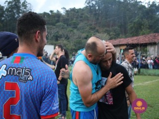 
<a style='margin-left: 5px;' class='btn btn-xs btn-social btn-facebook' href='https://www.facebook.com/sharer/sharer.php?u=https://boladovale.com.br/imgs/800-800-90/conteudo/fotos/1646/img9916-13.jpg' rel='popup' data-width='500' data-height='400'><i class='fa fa-facebook'></i>Compartilhar <span class='hidden-xs'>no Facebook</span>
</a> 
<a class='btn btn-default btn-xs' target='_blank' href='imgs/800-800-90/conteudo/fotos/1646/img9916-13.jpg'>
<span class='glyphicon glyphicon-cloud-download'></span> Salvar
</a> 
<span></span>