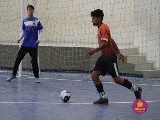 
<a style='margin-left: 5px;' class='btn btn-xs btn-social btn-facebook' href='https://www.facebook.com/sharer/sharer.php?u=https://boladovale.com.br/imgs/800-800-90/conteudo/fotos/1647/img0001-37.jpg' rel='popup' data-width='500' data-height='400'><i class='fa fa-facebook'></i>Compartilhar <span class='hidden-xs'>no Facebook</span>
</a> 
<a class='btn btn-default btn-xs' target='_blank' href='imgs/800-800-90/conteudo/fotos/1647/img0001-37.jpg'>
<span class='glyphicon glyphicon-cloud-download'></span> Salvar
</a> 
<span></span>