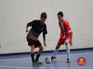 
<a style='margin-left: 5px;' class='btn btn-xs btn-social btn-facebook' href='https://www.facebook.com/sharer/sharer.php?u=https://boladovale.com.br/imgs/800-800-90/conteudo/fotos/1647/img0104.jpg' rel='popup' data-width='500' data-height='400'><i class='fa fa-facebook'></i>Compartilhar <span class='hidden-xs'>no Facebook</span>
</a> 
<a class='btn btn-default btn-xs' target='_blank' href='imgs/800-800-90/conteudo/fotos/1647/img0104.jpg'>
<span class='glyphicon glyphicon-cloud-download'></span> Salvar
</a> 
<span></span>