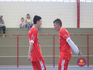 
<a style='margin-left: 5px;' class='btn btn-xs btn-social btn-facebook' href='https://www.facebook.com/sharer/sharer.php?u=https://boladovale.com.br/imgs/800-800-90/conteudo/fotos/1647/img0112.jpg' rel='popup' data-width='500' data-height='400'><i class='fa fa-facebook'></i>Compartilhar <span class='hidden-xs'>no Facebook</span>
</a> 
<a class='btn btn-default btn-xs' target='_blank' href='imgs/800-800-90/conteudo/fotos/1647/img0112.jpg'>
<span class='glyphicon glyphicon-cloud-download'></span> Salvar
</a> 
<span></span>