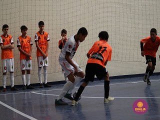 
<a style='margin-left: 5px;' class='btn btn-xs btn-social btn-facebook' href='https://www.facebook.com/sharer/sharer.php?u=https://boladovale.com.br/imgs/800-800-90/conteudo/fotos/1647/img0163.jpg' rel='popup' data-width='500' data-height='400'><i class='fa fa-facebook'></i>Compartilhar <span class='hidden-xs'>no Facebook</span>
</a> 
<a class='btn btn-default btn-xs' target='_blank' href='imgs/800-800-90/conteudo/fotos/1647/img0163.jpg'>
<span class='glyphicon glyphicon-cloud-download'></span> Salvar
</a> 
<span></span>